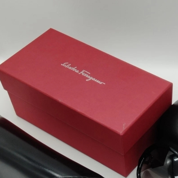 Sale🤓 Salvatore Ferragamo Black Sunglasses with Gold Crystal Encrusted Gancini - Picture 4 of 5